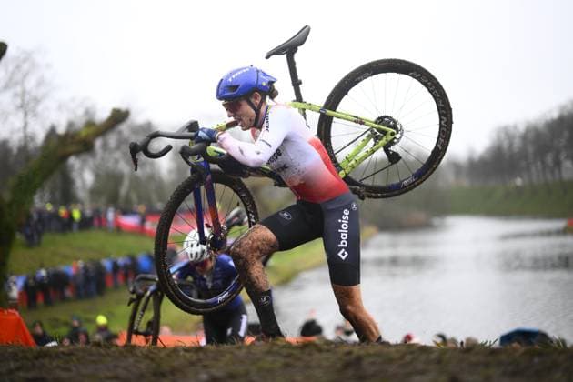 UCI Cyclocross World Cup Hulst 2024 HULST, THE NETHERLANDS - DECEMBER 21 : during the 5th leg of the UCI Cyclocross World Cup series 2024-2025 in Hulst, The Netherlands, 21 12 2024 Hulst The Netherlands  Copyright: xGvgx
