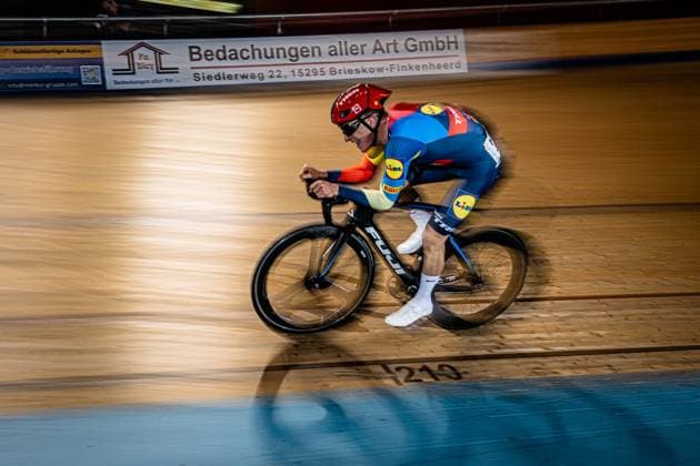 LEIDERT Louis: DM Omnium 2024 - Frankfurt Oder LEIDERT Louis ( GER ) Lidl-Trek Development-Team Querformat - quer - horizontal - Landscape - Event Veranstaltung: DM Omnium 2024 - Deutsche Meisterschaft - Category Kategorie: Cycling - Track cycling, Rad, Radsport, Bahnrad, Bahn National Championship Omnium - Elite Men - Location Ort: Europe Germany - Brandenburg - Märkisch Oderland - Frankfurt Oder - Oderlandhalle - Discipline: Omnium - Distance: ... m - Date Datum: 21.12.2024 Saturday Day 2 -