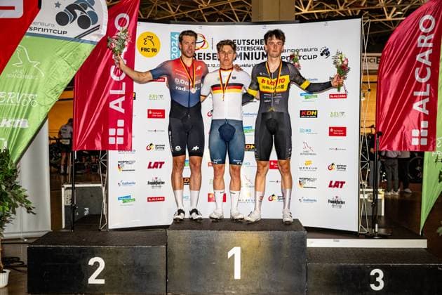 KLUGE Roger, TEUTENBERG Tim Torn, JOCHUM Ben Felix: DM Omnium 2024 - Frankfurt Oder KLUGE Roger ( GER ) rad-net Oßwald Second Place - TEUTENBERG Tim Torn ( GER ) Lidl-Trek Development-Team Winner - First Place - JOCHUM Ben Felix ( GER ) Lotto Kern-Haus PSD Bank Third Place Award Ceremony - Medal Ceremony - Podium - Querformat - quer - horizontal - Landscape - Event Veranstaltung: DM Omnium 2024 - Deutsche Meisterschaft - Category Kategorie: Cycling - Track cycling, Rad, Radsport, Bahnrad, Bahn National Championship Omnium - Elite Men- Location Ort: Europe Germany - Brandenburg - Märkisch Oderland - Frankfurt Oder - Oderlandhalle - Discipline: Omnium - Distance: ... m - Date Datum: 21.12.2024 Saturday Day 2 -