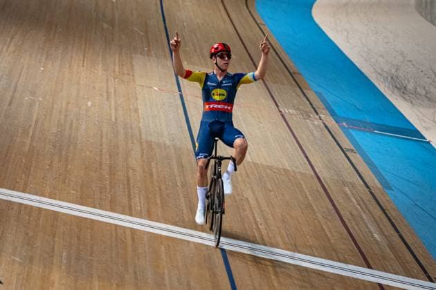 TEUTENBERG Tim Torn: DM Omnium 2024 - Frankfurt Oder TEUTENBERG Tim Torn ( GER ) Lidl-Trek Development-Team Querformat - quer - horizontal - Landscape - Event Veranstaltung: DM Omnium 2024 - Deutsche Meisterschaft - Category Kategorie: Cycling - Track cycling, Rad, Radsport, Bahnrad, Bahn National Championship Omnium - Elite Men - Location Ort: Europe Germany - Brandenburg - Märkisch Oderland - Frankfurt Oder - Oderlandhalle - Discipline: Omnium - Distance: ... m - Date Datum: 21.12.2024 Saturday Day 2 -