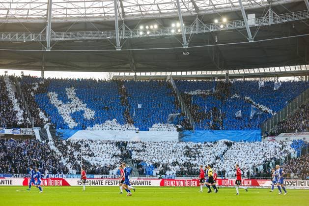 Sport Themen der Woche KW51 Sport Bilder des Tages 2. Bundesliga - Hannover 06 - Hertha BSC Berlin am 22.12.2024 in der HDI Arena in Hannover Die Hertha Fans im Gästeblock mit einer Choreographie MH
