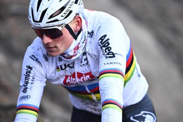 Dutch Mathieu Van Der Poel pictured at a warm up ahead of the men s elite race at the World Cup cyclocross cycling event in Zonhoven on Sunday 22 December 2024, stage 6 (out of 12) of the UCI World Cup competition. JASPERxJACOBS  x109016139x