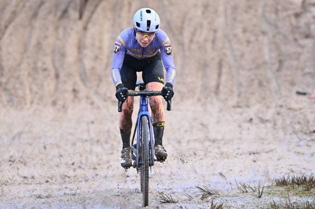 UCI World Cup Zonhoven ZONHOVEN, BELGIUM - DECEMBER 22 : Sarkisov Katherine pictured during the UCI Zonhoven World Cup on December 22, 2024 in Zonhoven, Belgium, 22 12 2024 Zonhoven Belgium  Copyright: xBillyxCeustersx