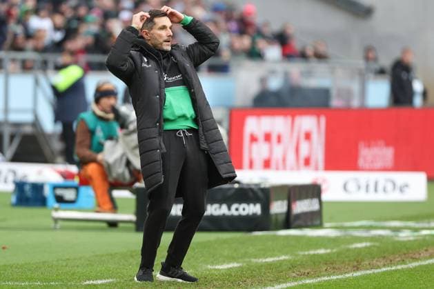 2. Bundesliga - Hannover 06 - Hertha BSC Berlin am 22.12.2024 in der HDI Arena in Hannover Trainer Stefan Leitl (Hannover) unzufrieden, enttäuscht, enttaeuscht, niedergeschlagen