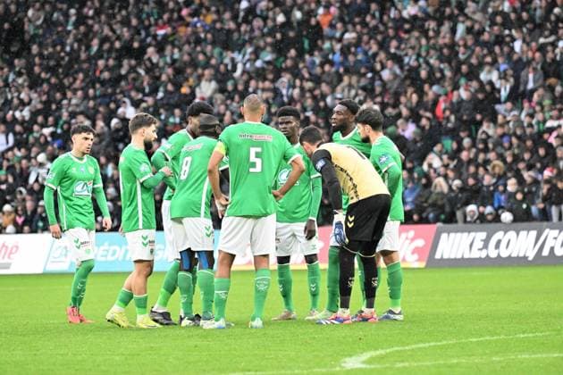 FOOTBALL : AS Saint-Etienne vs Olympique de Marseille - Coupe de France - 22 12 2024 Dennis Appiah et ses coÃ quipiers (asse) Saint-EtienneFrance  Copyright: xFabricexChermetx