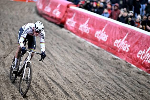 Dutch Mathieu Van Der Poel pictured in action during the men s elite race at the World Cup cyclocross cycling event in Zonhoven on Sunday 22 December 2024, stage 6 (out of 12) of the UCI World Cup competition. JASPERxJACOBS  x109026083x