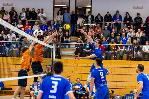 22.12..2024, GER, Volleyball, 2.BL Maenner Sued, Saison 2024 2025, Blue Volleys Gotha - TSV Muehldorf Erik Niederluecke (Blue Volleys Gotha) 99867 Gotha Sporthalle Sportanlage Ernesti Thüringen Deutschland