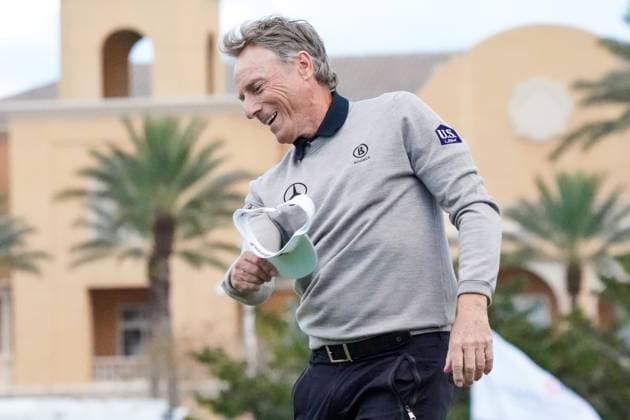 December 22, 2024, Orlando, Florida, USA: Bernhard Langer celebrates after making the winning putt on the 18th green during the final round of the PNC Championship at the Ritz-Carlton Golf Club. Orlando USA - ZUMAw109 20241222_fap_w109_010 Copyright: xDebbyxWongx