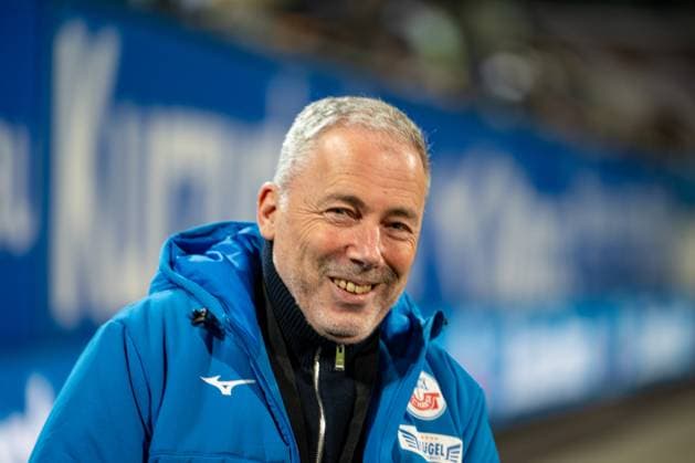 Rostock, Deutschland 22. Dezember 2024: 3. Liga - 2024 2025 - FC Hansa Rostock vs. Hannover 96 II Im Bild: Vorstandsvorsitzender Jürgen Wehlend (Hansa Rostock) lächelt DFB regulations prohibit any use of photographs as image sequences and or quasi-video. Copyright: xFotostandx xVoelkerx
