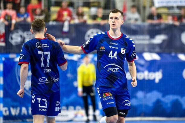OPOLE 23.12.2024 PILKA RECZNA MEZCZYZN ORLEN SUPERLIGA SEZON 2024 25 --- MEN S HANDBALL TOP LEAGUE MATCH Gwardia Opole - Wybrzeze Gdansk NZ MIKOLAJ CZAPLINSKI FOT. MIROSLAW SZOZDA 400MM.PL NEWSPIX.PL --- newspix.pl 