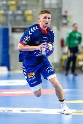 OPOLE 23.12.2024 PILKA RECZNA MEZCZYZN ORLEN SUPERLIGA SEZON 2024 25 --- MEN S HANDBALL TOP LEAGUE MATCH Gwardia Opole - Wybrzeze Gdansk NZ MACIEJ PAPINA FOT. MIROSLAW SZOZDA 400MM.PL NEWSPIX.PL --- newspix.pl 