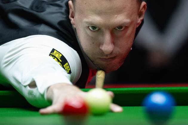 Sport Themen der Woche KW52 Sport Bilder des Tages (241225) -- MACAO, Dec. 25, 2024 -- Judd Trump of England plays a shot during the match against Ding Junhui of China at 2024 Macao Snooker Masters in south China s Macao, Dec. 25, 2024. ) (SP)CHINA-MACAO-SNOOKER-MACAO MASTERS(CN) CheongxKamxKa 