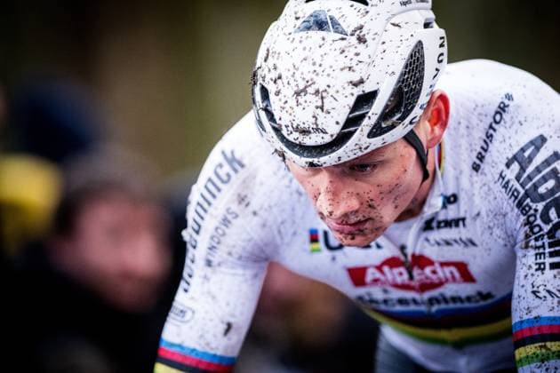 Dutch Mathieu Van Der Poel pictured in action during the men s elite race of the World Cup cyclocross cycling event in Gavere on Thursday 26 December 2024, stage 7 (out of 12) of the UCI World Cup competition. JASPERxJACOBS  x109192636x