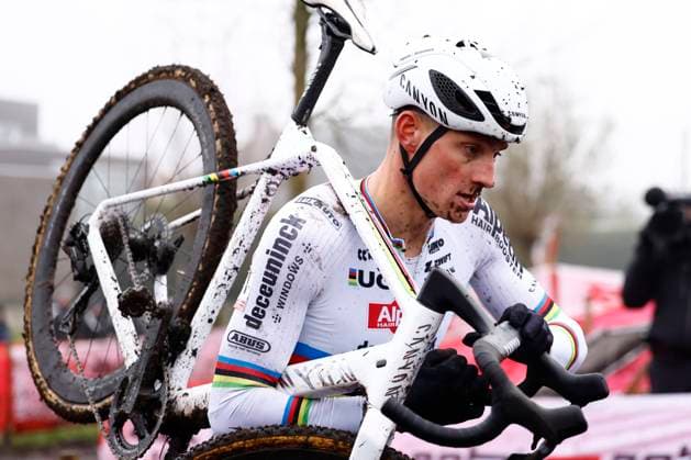 Exact Cross cyclocross Loenhout 2024 LOENHOUT, BELGIUM - DECEMBER 27 : Van Der Poel Mathieu (NED) of Alpecin-Deceuninck during the 5th leg of the Exact Cross cyclocross series 2024-2025 in Loenhout, Belgium, 27 12 2024 Loenhout Belgium  Copyright: xJanxDexMeuleneirx