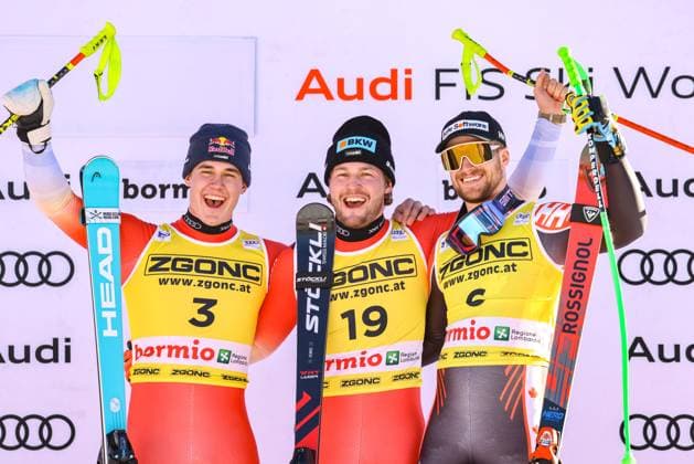 Bilder des Jahres 2024, Sport 12 Dezember Sport Themen der Woche KW52 Sport Bilder des Tages ALPINE SKIING - FIS WC Bormio BORMIO,ITALY,28.DEC.24 - ALPINE SKIING - FIS World Cup, downhill, men. Image shows Franjo von Allmen, Alexis Monney (SUI) and Cameron Alexander (CAN).  GEPAxpictures xMathiasxMandl