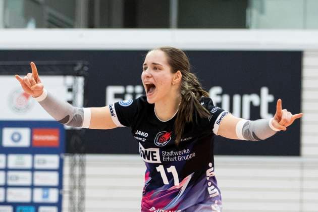 1. Volleyball Bundesliga Frauen: Schwarz-Weiss Erfurt vs. VC Wiesbaden; Erfurt; 28.12.2024 Mia Anna Stauß ( 11; Schwarz-Weiss Erfurt) 1. Volleyball Bundesliga Frauen: Schwarz-Weiss Erfurt vs. VC Wiesbaden; Riethsporthalle Erfurt; 28.12.2024 Copyright: xBEAUTIFULxSPORTS Duehringx