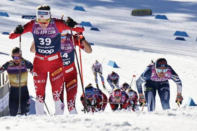 Bilder des Jahres 2024, Sport 12 Dezember Sport Themen der Woche KW52 Sport Bilder des Tages Tour de Ski langrenn 2024 25 Toblach, Italia 20241229. Therese Johaug under verdenscup langrenn 15 km fellestart pa The Nordic Arena i Toblach under Tour De Ski. Foto: Geir Olsen NTB Toblach Italia EDITORIAL USE ONLY. RESTRICTED USE FOR BETTING COMPANIES Ref:_SPOSSn3pFoEupA.jpg  Copyright: xGeirxOlsenx xNTBx