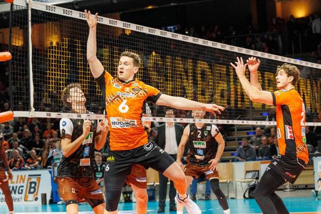 Johannes Tille (BR Volleys, 06) nach Ballspiel, BRVolleys vs WWK Volleys Herrsching, 1.Bundesliga, 2024_12_29 Berlin Berlin Land Copyright: xFootxBowl ThomasxSobotzkix
