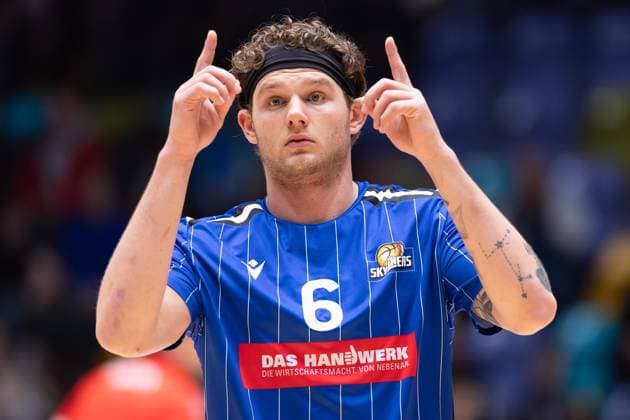 Frankfurt Skyliners - FC Bayern München Basketball, easy-Credit BBL Booker Coplin (Frankfurt Skyliners, 6). easyCredit-BBL-Spiel zwischen den Frankfurt Skyliners und dem FC Bayern München Basketball am 29. Dezember 2024 in der Süwag Energie ARENA in Frankfurt am Main., Frankfurt am Main Hessen Deutschland Süwag Energie ARENA