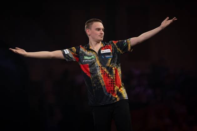 Sport Themen der Woche KW01 Sport Bilder des Tages Paddy Power 2025 World Darts Championship Ricardo Pietreczko (GER) reacts in his Fourth Round match against Nathan Aspinall (ENG) (not in picture) during the 2025 Paddy Power World Darts Championship at Alexandra Palace, London, United Kingdom on 30 December 2024. Editorial use only , Copyright: xIanxStephenx PSI-21043-0078