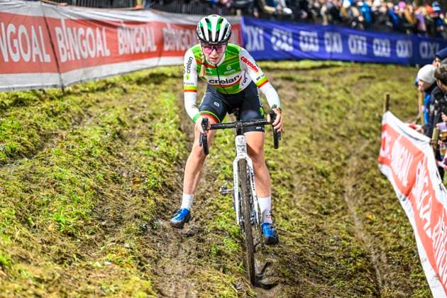 2024 Superprestige Cyclocross Diegem DIEGEM, BELGIUM - DECEMBER 30 : Van Der Heijden Inge (NED) of Crelan - Corendon in action during the 6th leg of the 2024 - 2025 Telenet Superprestige cyclocross women elite race the evening cross of Diegem on December 30, 2024 in Diegem, Belgium, 30 12 2024 Diegem Belgium  Copyright: xNicoxVereeckenx