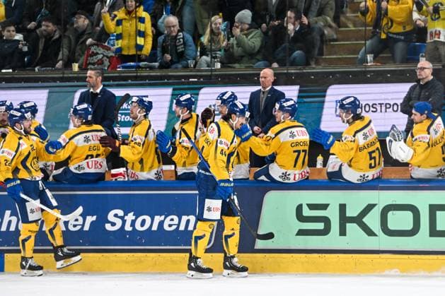 DAVOS, SWITZERLAND - DECEMBER 30: Matej Stransky of HC Davos celebrates his goal during the Spengler Cup Davos Semifinals match between Team Canada and Straubing Tigers at Eisstadion Davos on December 30, 2024 in Davos, Switzerland. Davos Eisstadion Davos Graubunden Switzerland Copyright: xJustPictures.ch AndreaxBrancax jp-en-EuSpIm-AB_30122024_AAB_3748