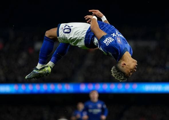 Bilder des Jahres 2024, Sport 12 Dezember Sport Bilder des Tages Omari Hutchinson of Ipswich Town celebrates their goal, 2-0 Ipswich Town v Chelsea, Premier League, Football, Portman Road, Ipswich, UK - 30 Dec 2024 EDITORIAL USE ONLY No use with unauthorised audio, video, data, fixture lists, club league logos or live services. Online in-match use limited to 120 images, no video emulation. No use in betting, games or single club league player publications.  Copyright: xJoexToth Shutterstockx 15046918at