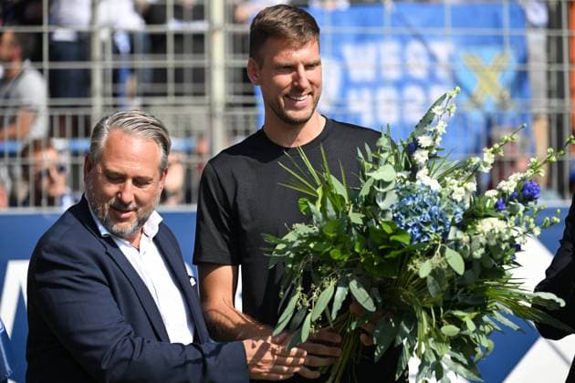 Bochum, Vonovia Ruhrstadion, 31.08.24, GER, Herren, 1.Bundesliga, Saison 2024-2025, VfL Bochum - Borussia Moenchengladbach Bild: v.li. Vorstand Ilja KAENZIG (Bochum) und Andreas LUTHE Only for editorial use! DFL regulations prohibit any use of photographs as image sequences and or quasi-video. Nordrhein-Westfalen Deutschland