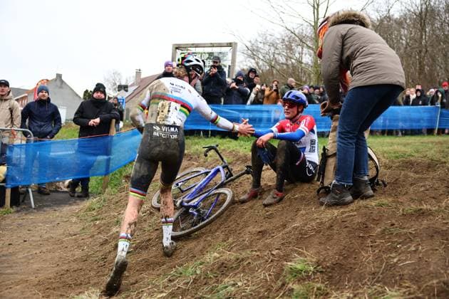 Winner Dutch Fem Van Empel and Dutch Lucinda Brand pictured after the women s elite race of the GP Sven Nys cyclocross cycling event on Wednesday 01 January 2025 in Baal, stage 5 8 in the X2O Badkamers Trofee Veldrijden competition. DAVIDxPINTENS  x109472730x