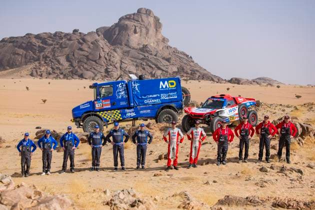 Sport Themen der Woche KW01 Sport Bilder des Tages DAKAR 2025 - ADMINISTRATIVE AND TECHNICAL SCRUTINEERING 637 VITSE Antoien (fra), COQUELLE Alain (fra), LIEFOOGHE Benoit (fra), Scania, SOLURENT Racing, Trucks, 233 VITSE Simon (fra), DELFINO Max (fra), MD, MD Rallye Ultimate, ambiance during the Administrative and technical Scrutineering of the Dakar 2025 from January 1 to 2, 2025 in Start Camp - Bisha, Saudi Arabia - BishaSaudi Arabia  Copyright: xJULIENxDELFOSSEx