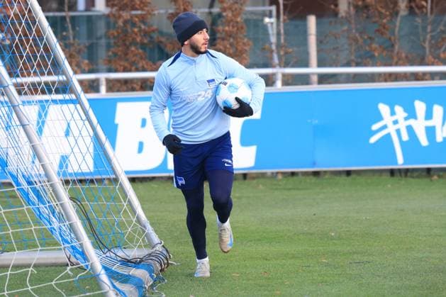 DEU, DFL, 2. FBL Hertha BSC, Training, 02.01.2025, Sportforum, Berlin, DEU, DFL, 2. FBL Hertha BSC, Training, im Bild Kevin Sessa (Hertha BSC Berlin 8) DFL - regulations prohibit any use of Photographs as image sequences and or quasi-video Foto: Juergen Engler nordphoto GmbH