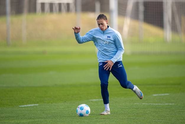 Fussball, Herren, Saison 2024 25, 2. Bundesliga, Hertha BSC, Training, Derry Scherhant (Hertha BSC), 02.01. 2025, Copyright: xSebastianxRäppold MatthiasxKochx