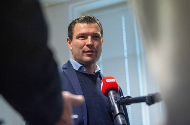 Fussball, Herren, Saison 2024 25, 2. Bundesliga, Hertha BSC, Training, Medienrunde mit Sportdirektor Benjamin Weber (Hertha BSC), 03.01. 2025,