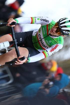 Dutch Inge van der Heijden pictured during the women s elite race at the World Cup cyclocross cycling event in Dendermonde, Belgium, stage 9 (out of 12) of the UCI World Cup cyclocross competition, Friday 03 January 2025. DAVIDxPINTENS  x109564887x