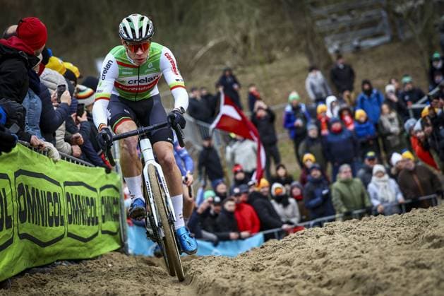 Belgian Laurens Sweeck pictured in action during the men s elite race of the Duinencross cyclocross cycling event on Friday 03 January 2025 in Koksijde, stage 6 8 in the X2O Badkamers Trofee Veldrijden competition. DAVIDxPINTENS  x109577353x