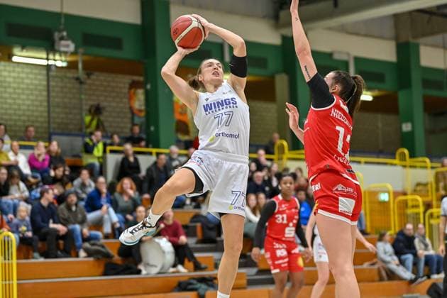 Sport Themen der Woche KW01 Sport Bilder des Tages 1. Damen Basketball Bundesliga: Orthomol WINGS Leverkusen vs. GiroLive Panthers Osnabrück, 03.01.2025 Mante Kvederaviciute (Orthomol WINGS Leverkusen 77), 1. Damen Basketball Bundesliga: Orthomol WINGS Leverkusen vs. GiroLive Panthers Osnabrück am 03.01.2025 in der Sporthalle Werner-Heisenberg-Gymnasium in Opladen (Nordrhein-Westfalen) *** 1 Womens Basketball Bundesliga Orthomol WINGS Leverkusen vs GiroLive Panthers Osnabrück, 03 01 2025 Mante Kvederaviciute Orthomol WINGS Leverkusen 77 , 1 Womens Basketball Bundesliga Orthomol WINGS Leverkusen vs GiroLive Panthers Osnabrück on 03 01 2025 at the Sporthalle Werner Heisenberg Gymnasium in Opladen Nordrhein Westfalen Copyright: xBEAUTIFULxSPORTS Mueller-Laschetx