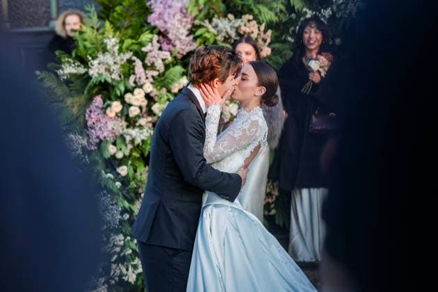 Bilder des Jahres 2025, Sport 01 Januar Sport Themen der Woche KW01 Sport Bilder des Tages Magnus Carlsen s wedding Oslo 20250104. Magnus Carlsen marries Ella Victoria Malone in Holmenkollen Chapel. Photo: Amanda Pedersen Giske NTB Oslo Norway EDITORIAL USE ONLY. RESTRICTED USE FOR BETTING COMPANIES Ref:_SPO_ENTAdtKbANtnHo.jpg *** Magnus Carlsens wedding Oslo 20250104 Magnus Carlsen marries Ella Victoria Malone in Holmenkollen Chapel Photo Amanda Pedersen Giske NTB Oslo Norway EDITORIAL USE ONLY RESTRICTED USE FOR BETTING COMPANIES  Copyright: xAmandaxPedersenxGiskex xNTBx