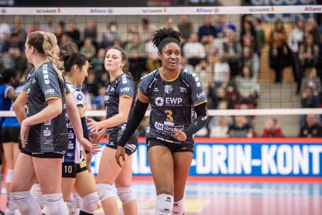 Danielle Harbin (SC Potsdam, 03) GER, Allianz MTV Stuttgart - SC Potsdam, Volleyball Bundesliga, VBL, Spielzeit 2024 2025, 04.01.2025 GER, Allianz MTV Stuttgart - SC Potsdam, Volleyball Bundesliga, VBL, Spielzeit 2024 2025, 04.01.2025 Stuttgart Copyright: xSandyxDinkelackerx EP_SDR