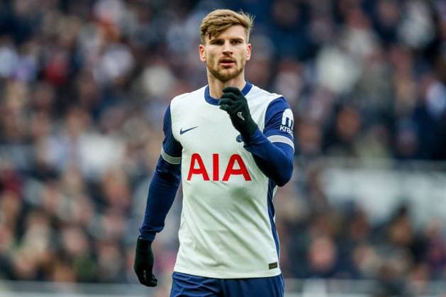 Premier League Tottenham Hotspur v Newcastle United Timo Werner of Tottenham Hotspur looks on during the Premier League match Tottenham Hotspur vs Newcastle United at Tottenham Hotspur Stadium, London, United Kingdom, 4th January 2025 (Photo by Izzy Poles News Images) London Tottenham Hotspur Stadium United Kingdom Copyright: xIzzyxPoles NewsxImagesx