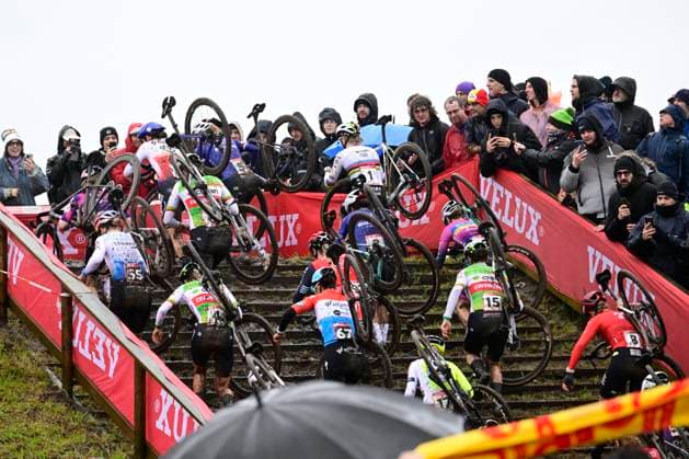 UCI Cyclocross World Cup Dendermonde 2025 DENDERMONDE, BELGIUM - JANUARY 05 : Illustrative picture showing the stairs during the 9th leg of the UCI Cyclocross World Cup series 2024-2025 in Dendermonde, Belgium, 05 01 2025 Dendermonde Belgium  Copyright: xPeterxDexVoechtx