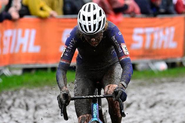 UCI Cyclocross World Cup Dendermonde 2025 DENDERMONDE, BELGIUM - JANUARY 05 : Pieterse Puck (NED) of Fenix - Deceuninck during the 9th leg of the UCI Cyclocross World Cup series 2024-2025 in Dendermonde, Belgium, 05 01 2025 Dendermonde Belgium  Copyright: xPeterxDexVoechtx