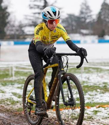 05.01.2025 7. Darmstädter Crossrennen an der Radrennbahn und 5. Lauf Elektroland24.de Cyclocross Cup hier Schülerinnen U15 Greta KUNZ (102 VfR Baumholder eV) Darmstadt Hessen Deutschland