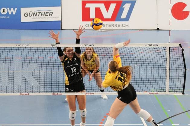 05.01.2025, Linz, AUT, Unterwegs in Oberösterreich, Oberbank Steelvolleys Linz Steg, VB NÖ Sokol Post, VB NOE Sokol Post, AVLW, AVL, Austrian Volleyball League Woman, Volleyball, Volleyball Woman, Volleyball Liga, SNMS Kleinmünchen, Linz, Oberösterreich, Austria, im Bild Jessica Nunge, Steelvolleys, Linz Steg, Gabriela Kopacova, VB NOÌˆ Sokol Post,