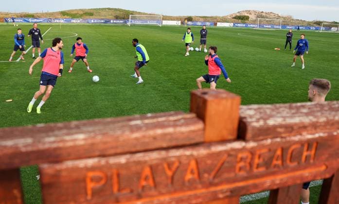 Fussball - 2. BL - Trainingslager SV Darmstadt 98 - El Saler - 05.01.25, -