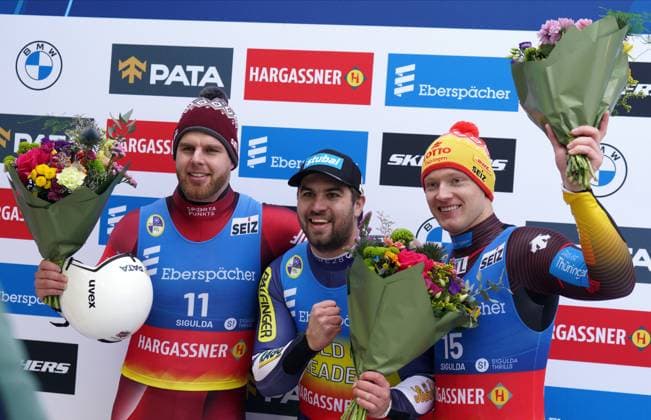 Sport Themen der Woche KW01 Sport Bilder des Tages 05.01.2025. Riga, Latvia. Latvia Luge World Cup. Men™s race. Kristers Aparjods of Latvia , Nico Gleirscher of Austria , Max Langenhan of Germany Foto: Roman Koksarov Riga Latvia Copyright: xRomanxKoksarovx RKO08224.JPG
