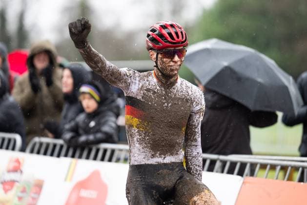 Cyclo-cross, Weltcup Dendermonde, 06.01.2025 Junioren-Sieger Benedikt Benz (GER) Dendermonde Deutschland Copyright: xMarcelxHilgerx