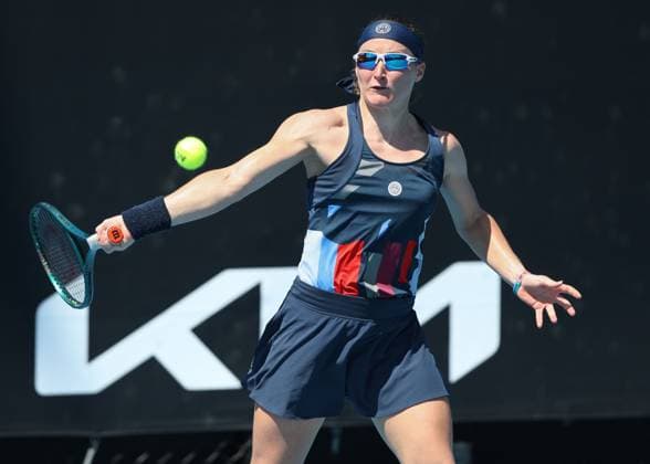 Carole Monnet (FRA), Australian Open 2025 Melbourne Park, Melbourne, Victoria, Australia. Copyright: xJuergenxHasenkopfx