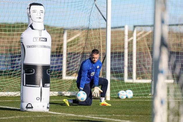 Marcel Schuhen in Action beim Trainingslager SV Darmstadt 98 - in Valencia, El Saler am 07.01.25 in El Saler, Valencia xamx Foto: Alfio Marino