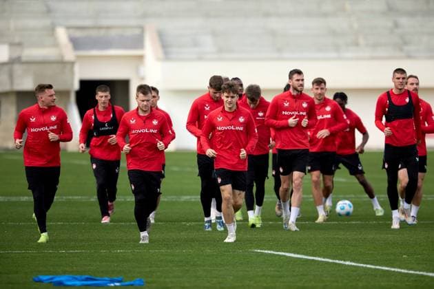 TRAINING GROUNDS, TA™ QALI, MALTA: JANUARY 7, 2025 1. FC Kaiserslautern soccer players train at the Training Grounds, Ta™ Qali, Malta on January 7, 2025. The 2. Bundesliga German team is undergoing a week winter training camp in Malta as from January 3, 2025. 1. FC Kaiserslautern winter training camp in Malta 2025. MLT_FCK_2025