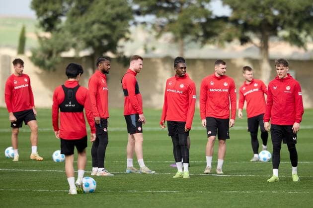 TRAINING GROUNDS, TA™ QALI, MALTA: JANUARY 7, 2025 1. FC Kaiserslautern soccer players prepare to train at the Training Grounds, Ta™ Qali, Malta on January 7, 2025. The 2. Bundesliga German team is undergoing a week winter training camp in Malta as from January 3, 2025. 1. FC Kaiserslautern winter training camp in Malta 2025. MLT_FCK_2025
